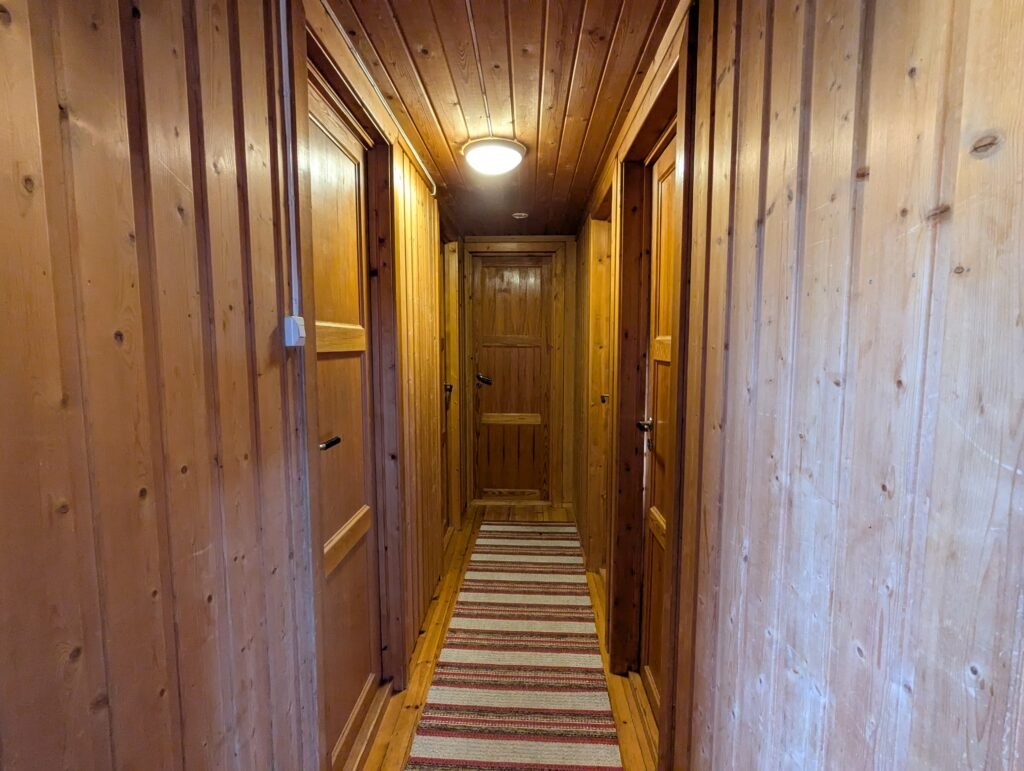 utsikten 08 hallway